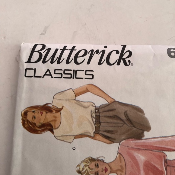 Butterick Classics 6598 sizes 12-14-16 Women's blouse pattern. - Picture 2 of 7